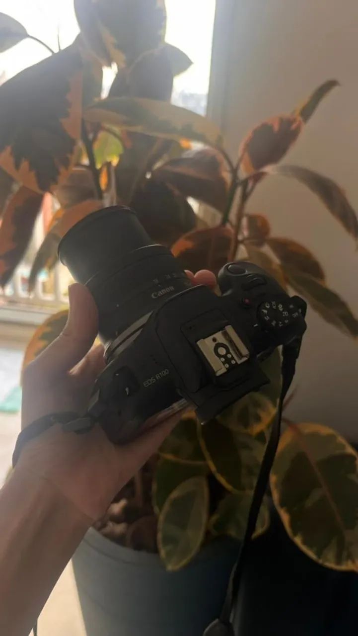 Canon r100 - Foto 3