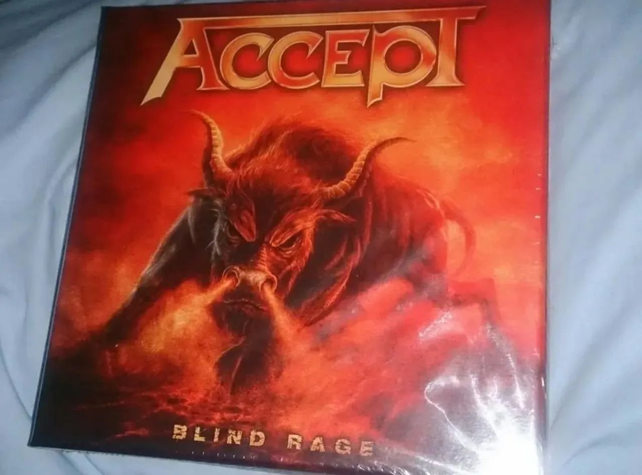 Accept Blind Rage Box  - Foto 3