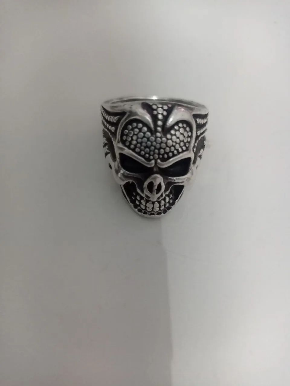 Anel de prata caveira