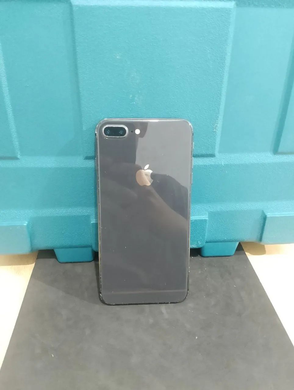 iPhone 8 plus 64gb preto - Celulares e Smartphones - Campo Grande