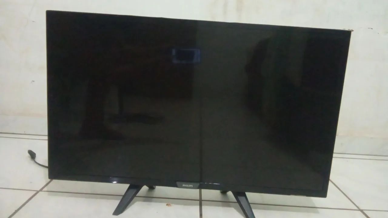Vendo tv Philips 32 polegadas com defeito