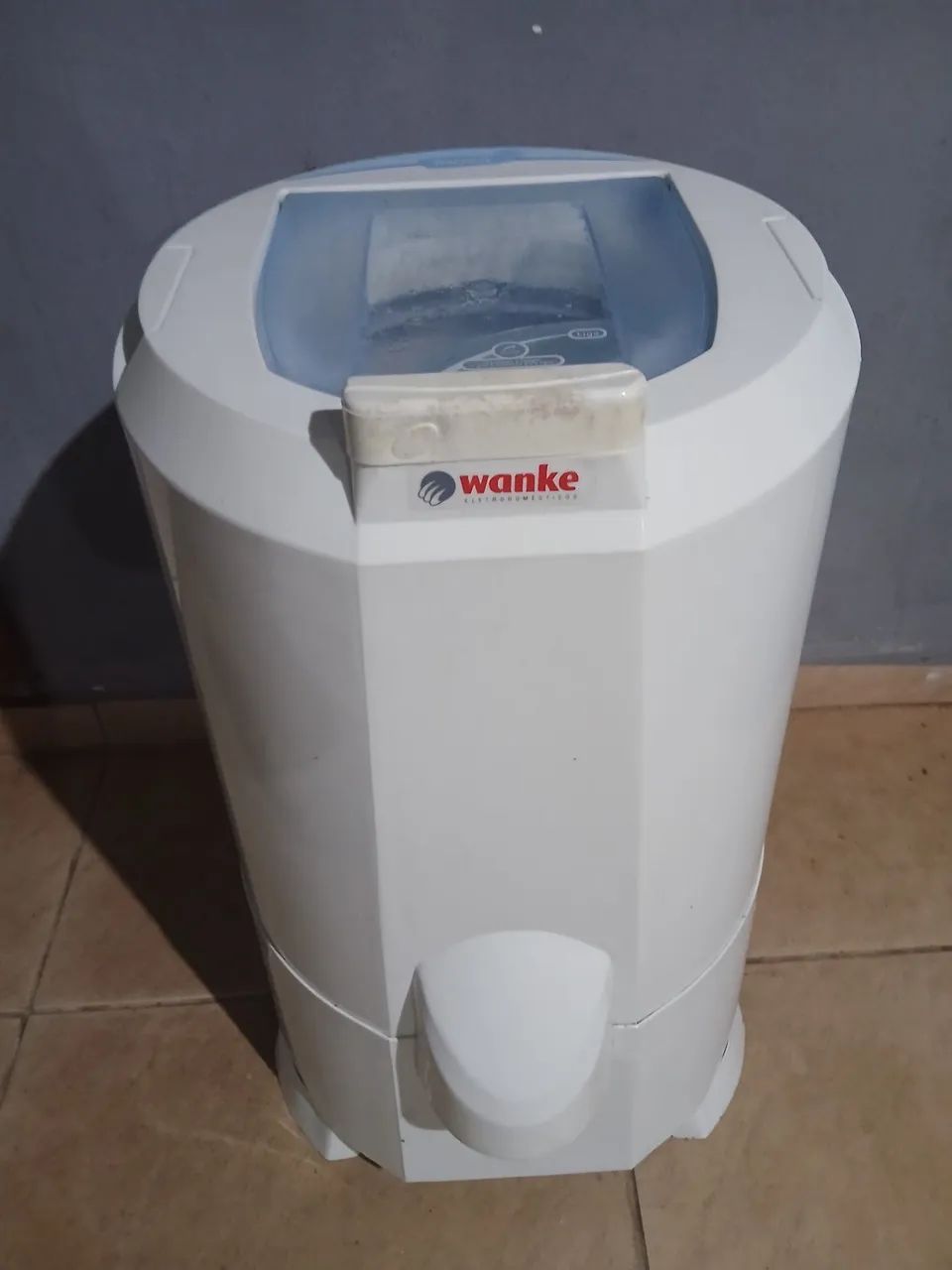 Vende-se Centrífuga.