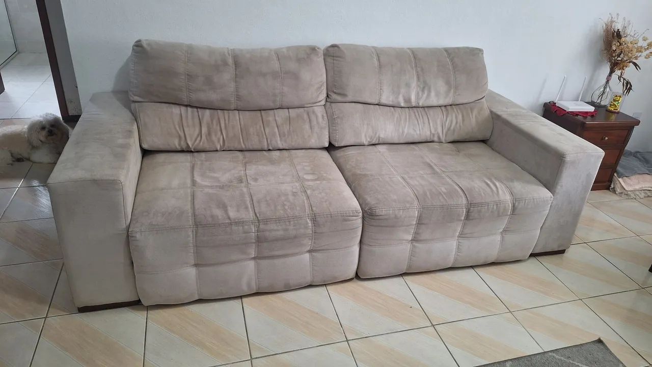 Sofá Retrátil bege c/ caixa  - Foto 4
