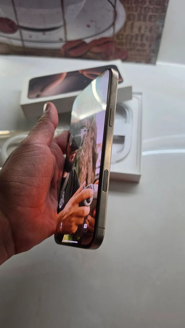 Iphone 16 Pro Max - Foto 5