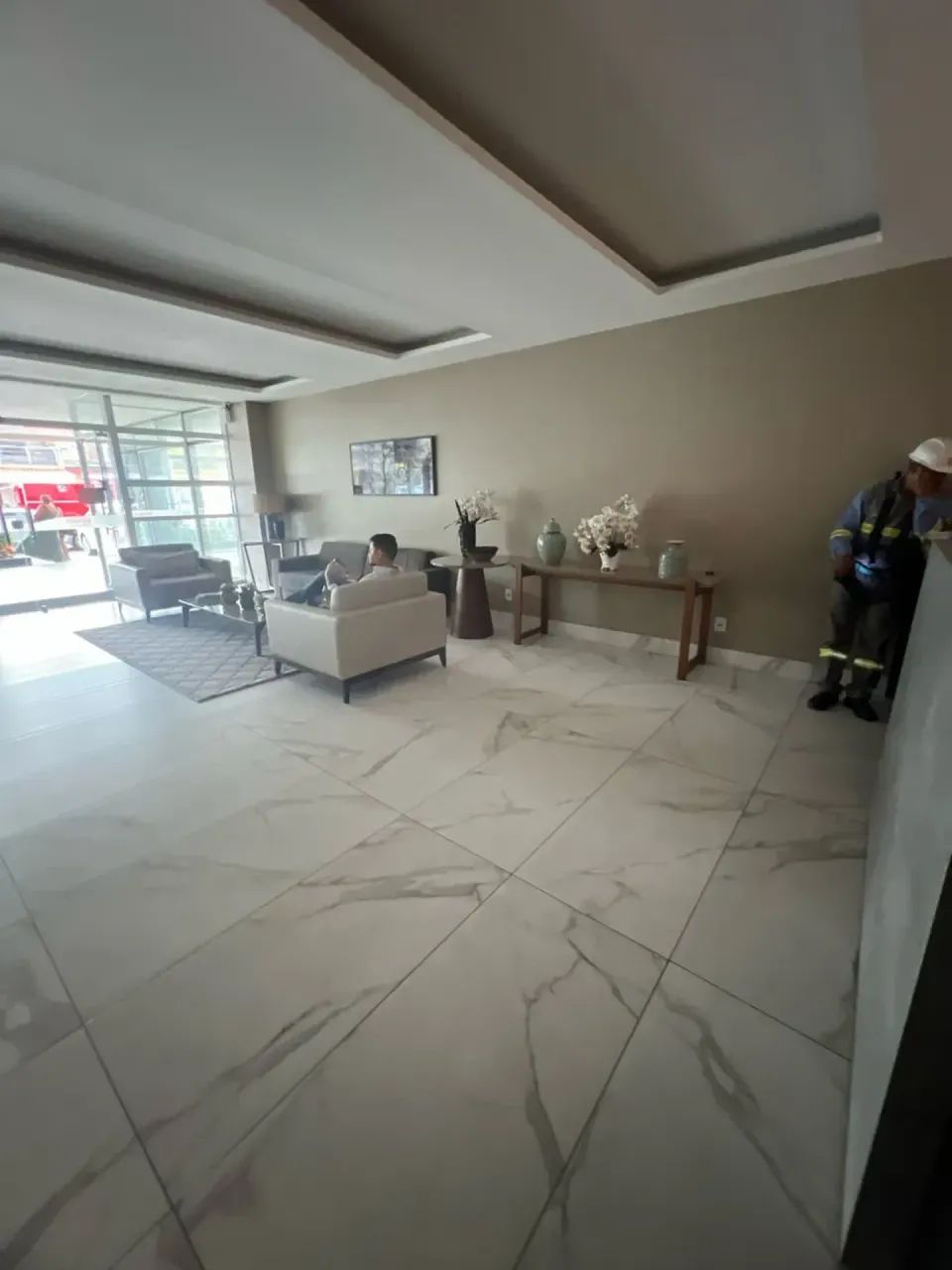 GR VENDE ED. STUDIO UNIQUE - STUDIO COM 39M2 - NASCENTE  - SACADA - 1 VAGA DE GARAGEM - NO - Foto 5