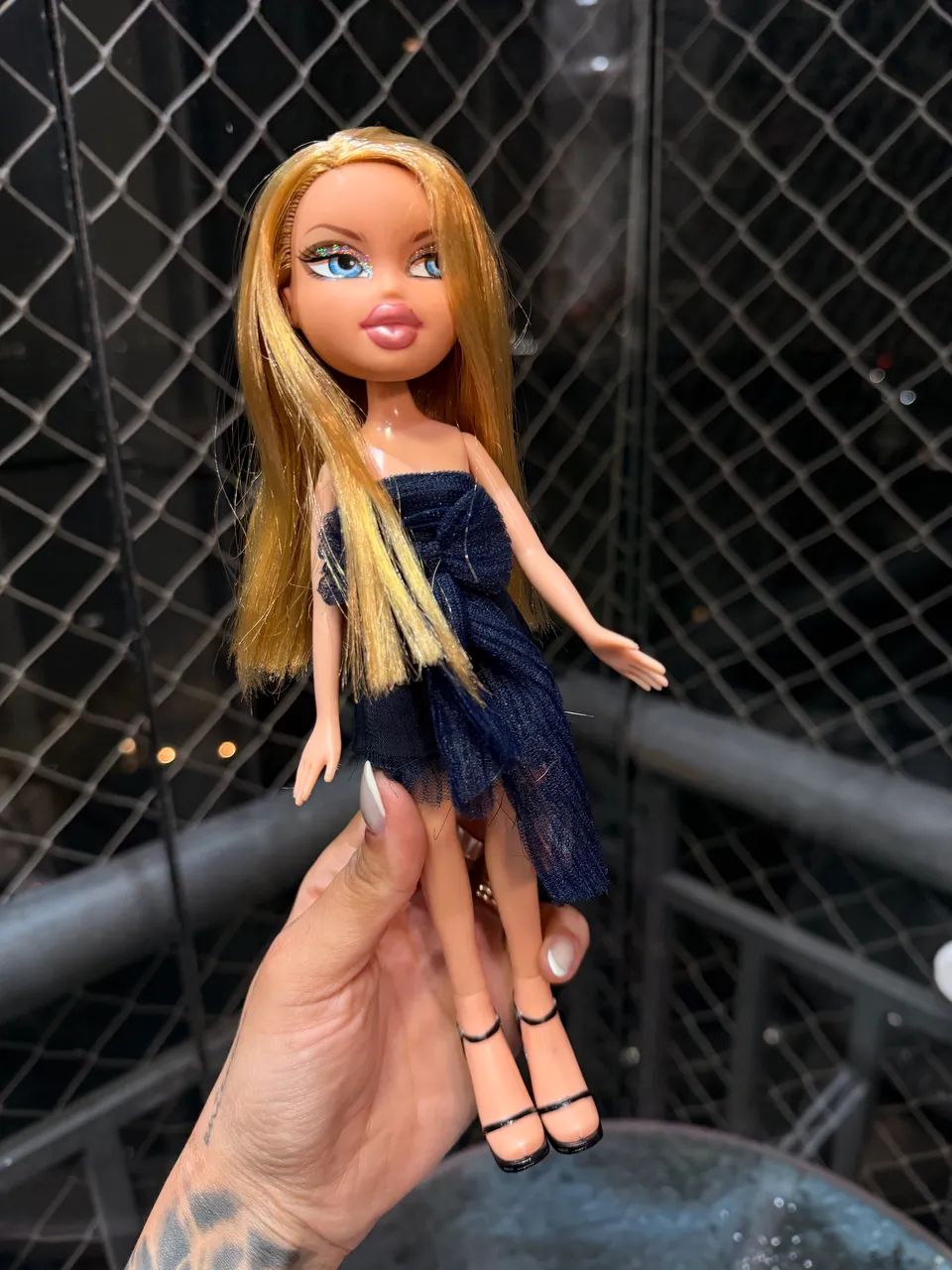 BONECA BRATZ CLOE  - Foto 2