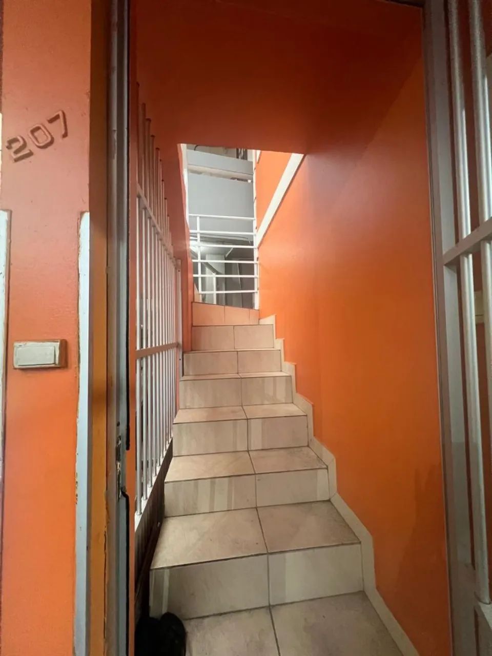 Apto anual centrinho Barra da lagoa  - Foto 2