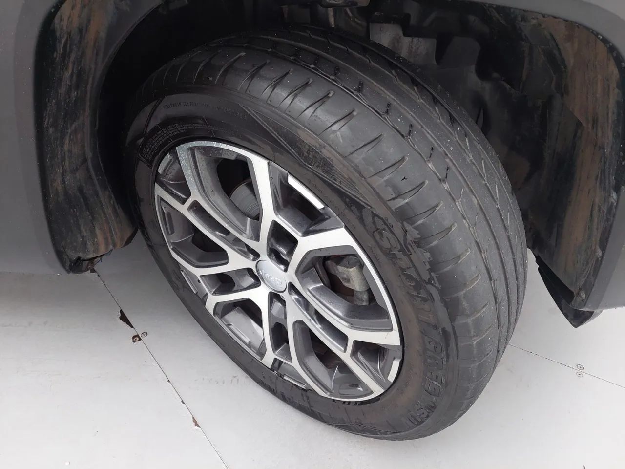 Jeep Renegade Long. T270 1.3 TB 4x2 Flex Aut., foto 13 de 18