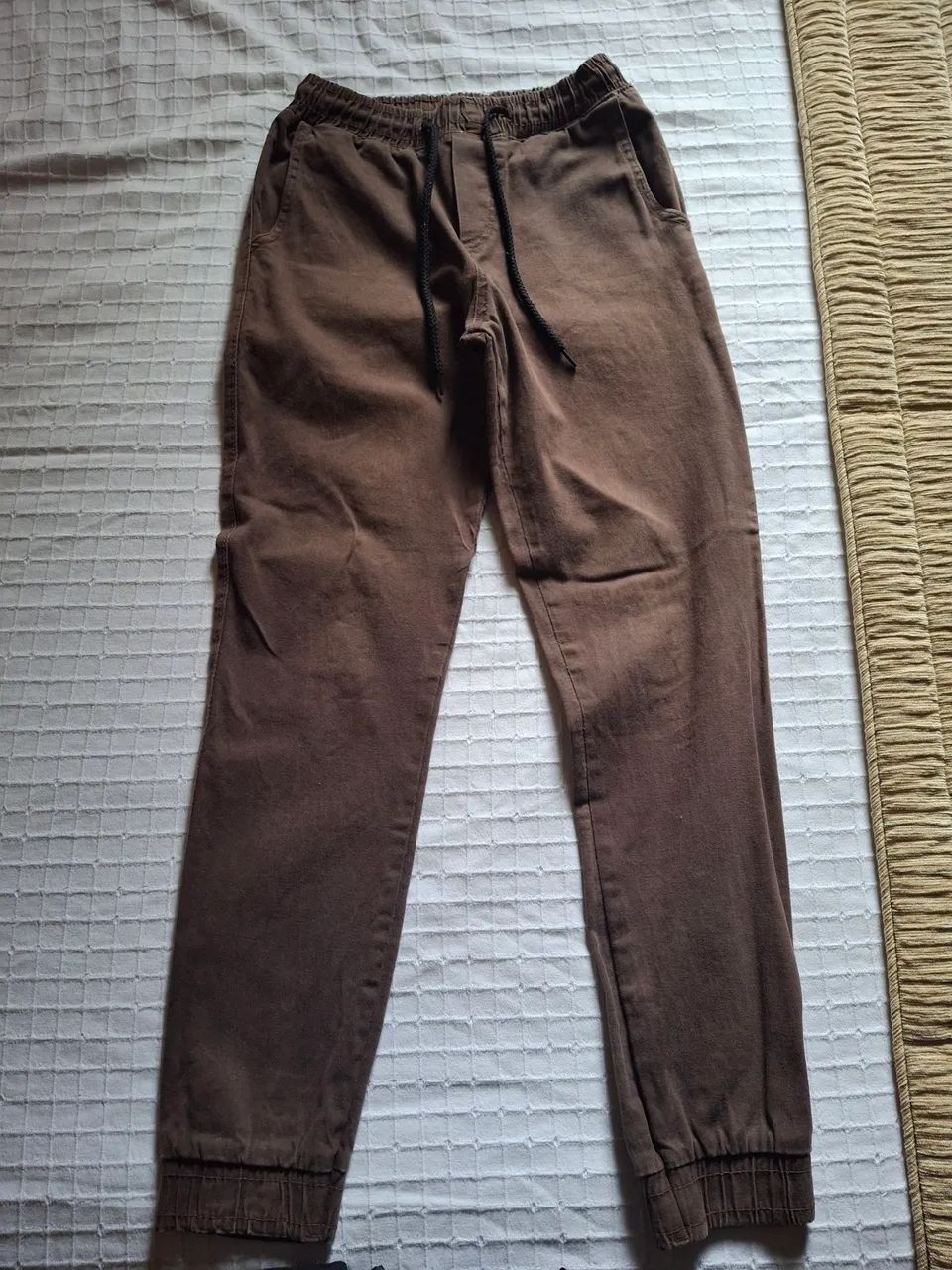 Calça jogger marrom - Foto 2