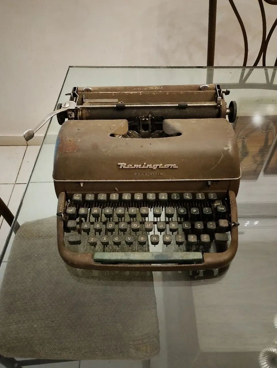 Máquina de escrever remington quiet riter relíquia  - Foto 3