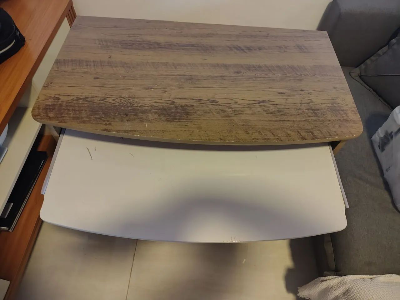 Mesa de Computador Compacta com Rodinhas e Gaveta Retrátil de Teclado - Foto 2