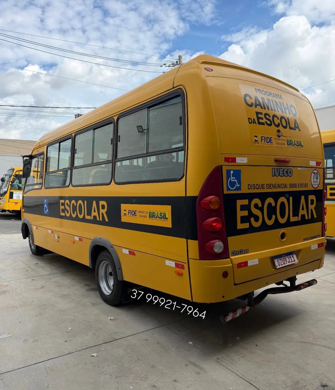 Micro Ônibus Iveco CityClass 70C17 Escolar  - Foto 6