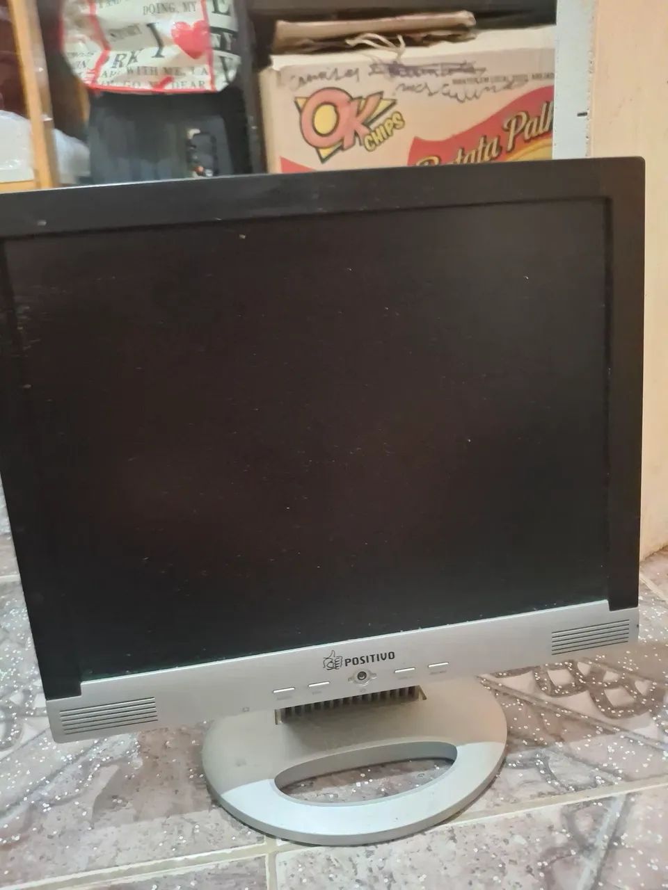Monitor Positivo LCD - Conservado e Funcionando - Foto 3