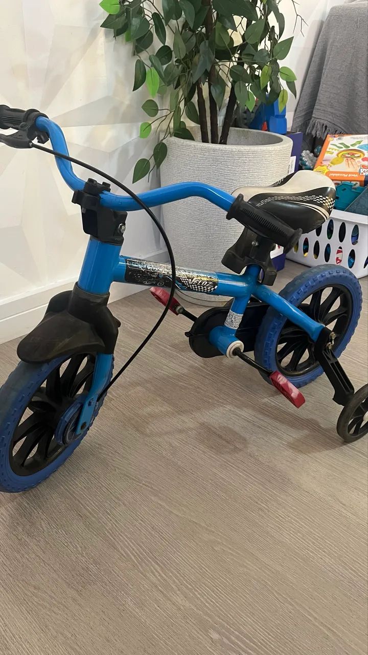 Bicicleta infantil Aro 12 - Foto 2