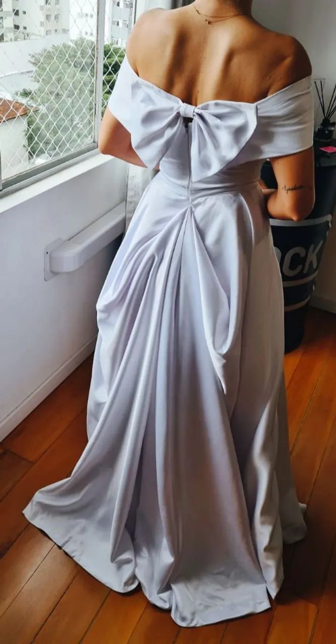 Vestido de noiva e dama de honra