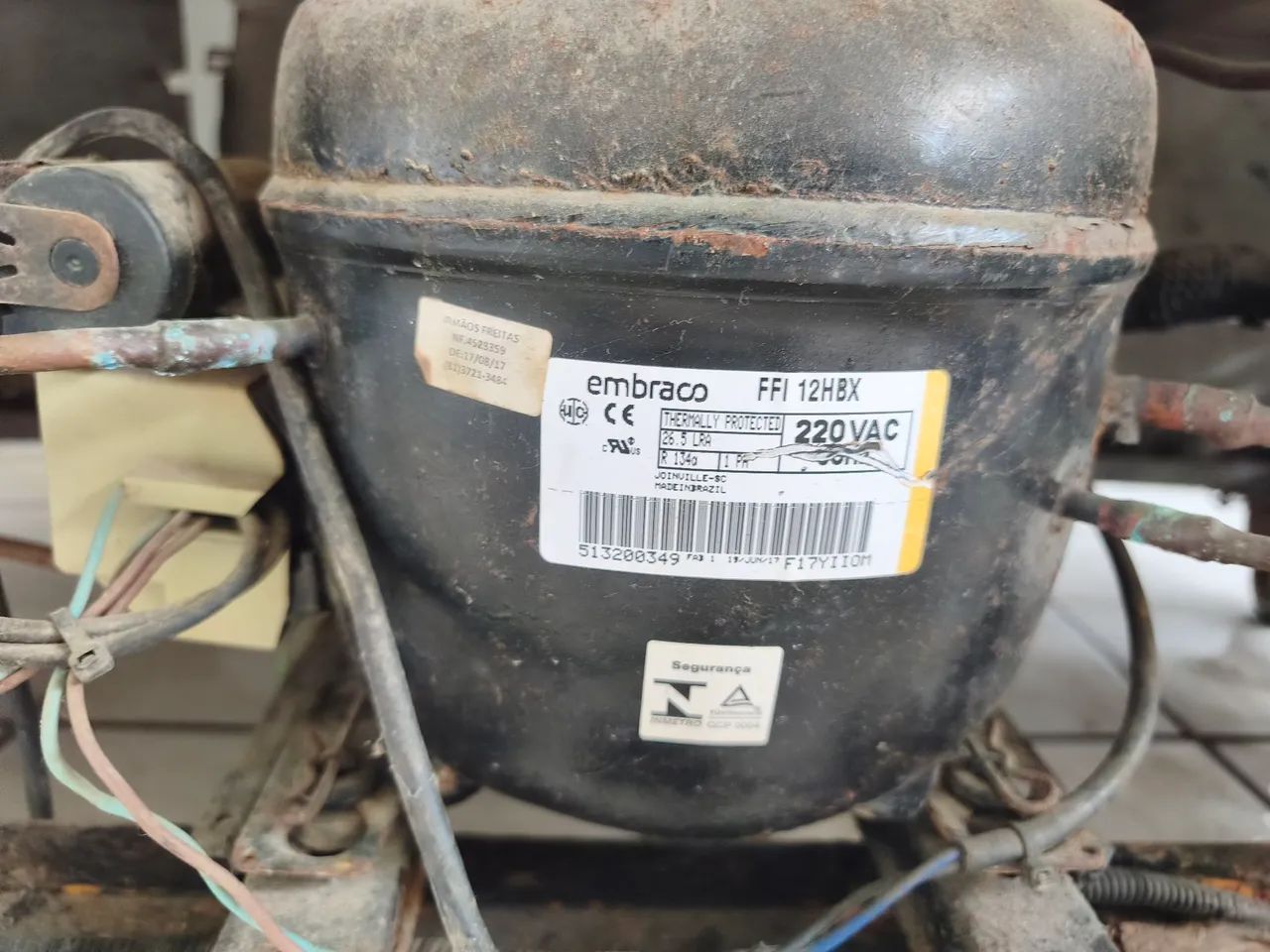 Vendo ilha freezer de 2 metros barata. - Foto 5