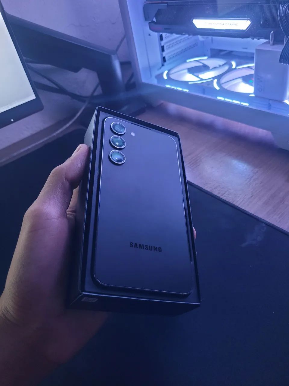 Samsung Galaxy S23 256GB Snapdragon 8 Gen 2 - Foto 3