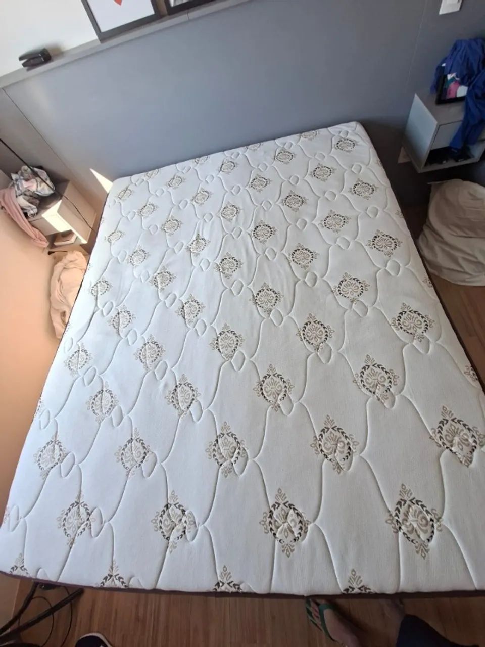 CAMA BOX COM COLCHÃO QUEEN - Foto 2