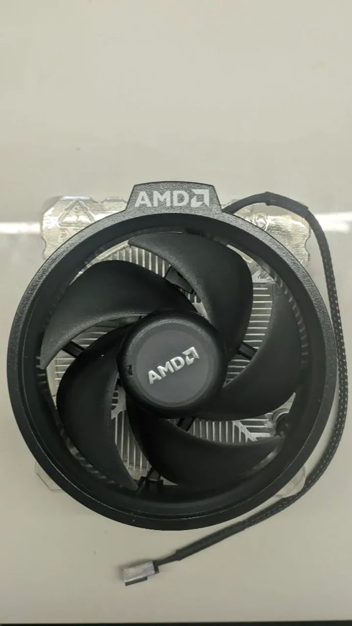 RYZEN 5 5600X - Foto 4