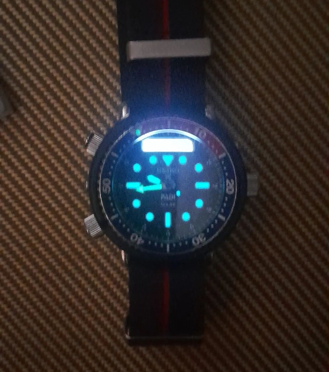 Seiko Arnie SNJ27 PADI com várias pulseiras - Foto 5