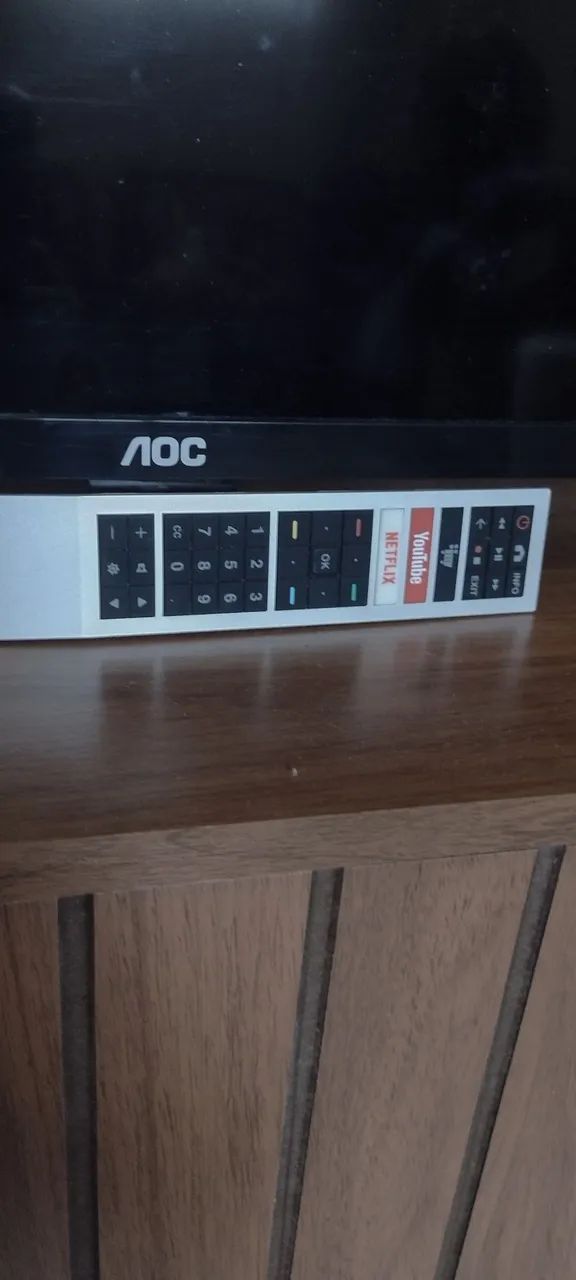 Tv AOC 43 polegadas, com defeito na imagem, preço negociável !  - Foto 2