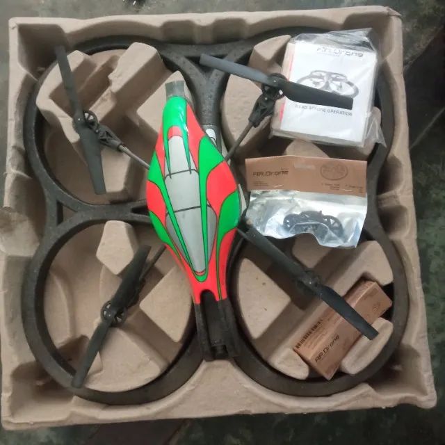 drone Parrot AR.Drone 2.0 (Elite Edition)