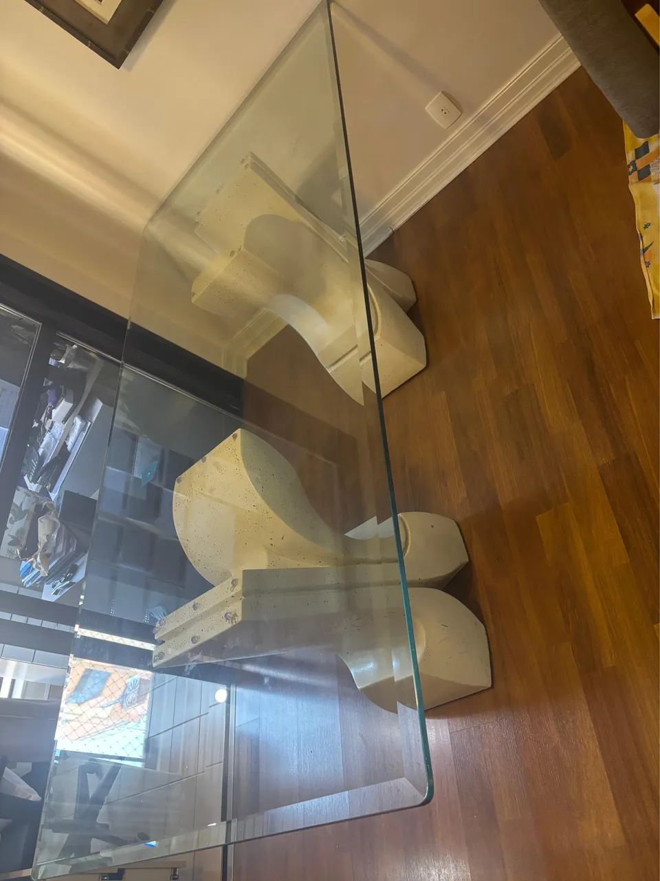 Mesa de vidro para 6 ou 8 pessoas - Foto 4