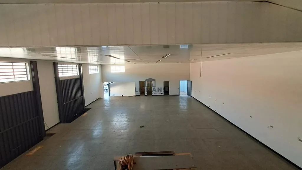 Barracão comercial para alugar no bairro Jardim Elite em Piracicaba/SP