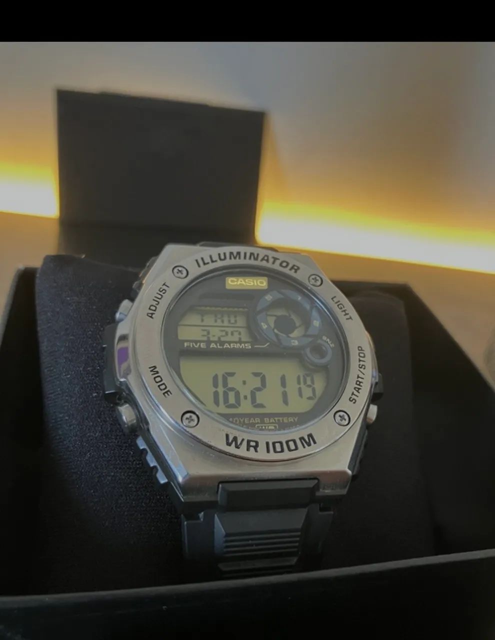 Relógio Casio MWD-100H-1AV