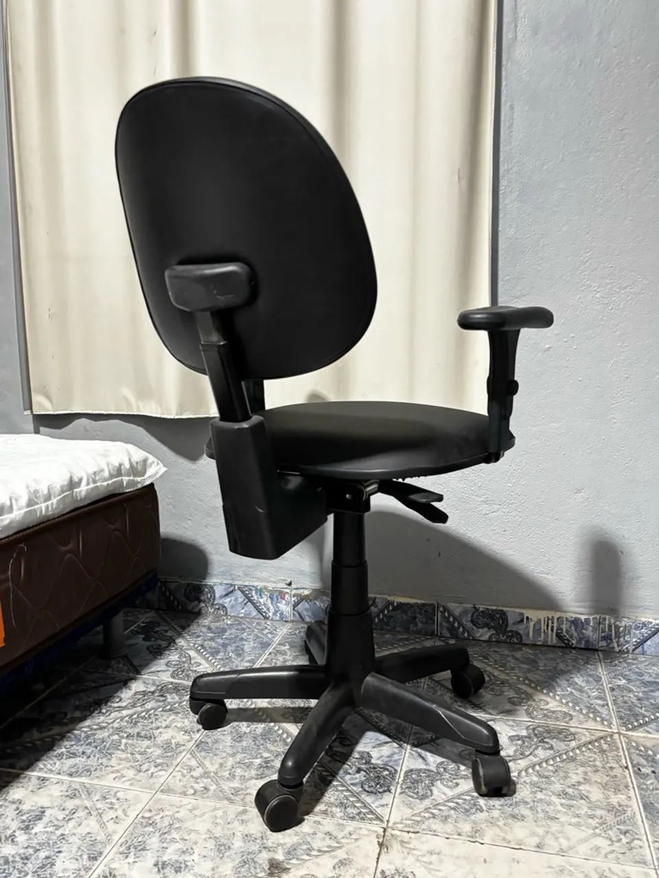 Cadeira de escritório executivo  - Foto 2