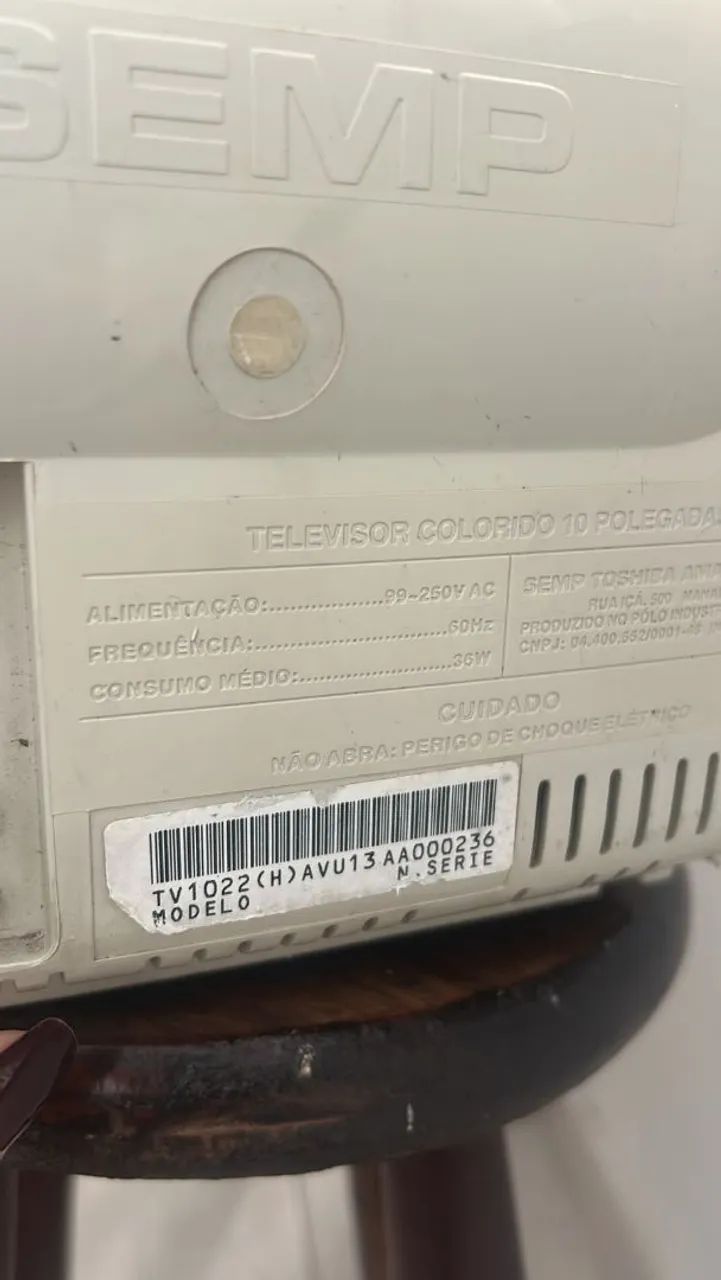 Tv Semp Toshiba 1022 de 10 polegadas antiga, da década de 80 funcionando. - Foto 3