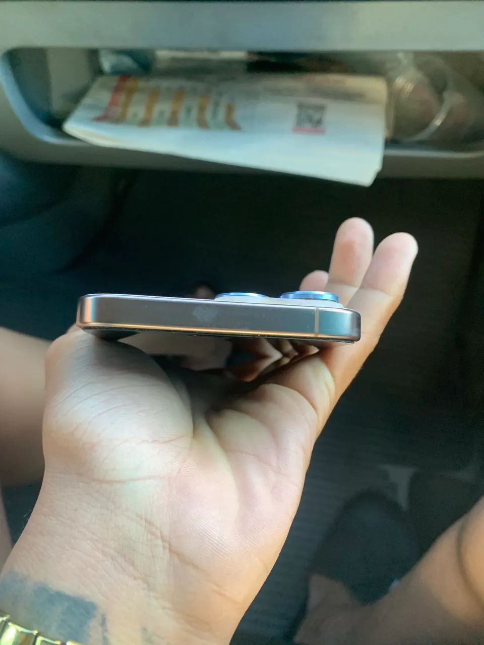 Vendo IPhone 16 Pro Max 256Gb - Foto 5