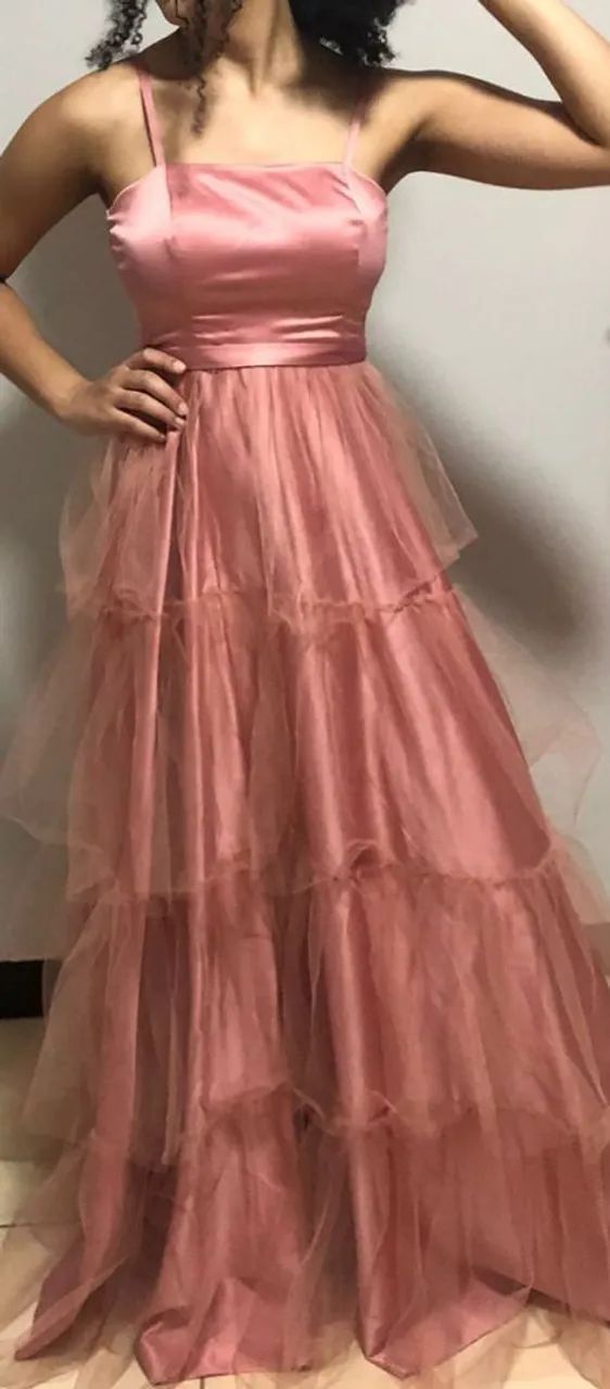Vestido rosa canela