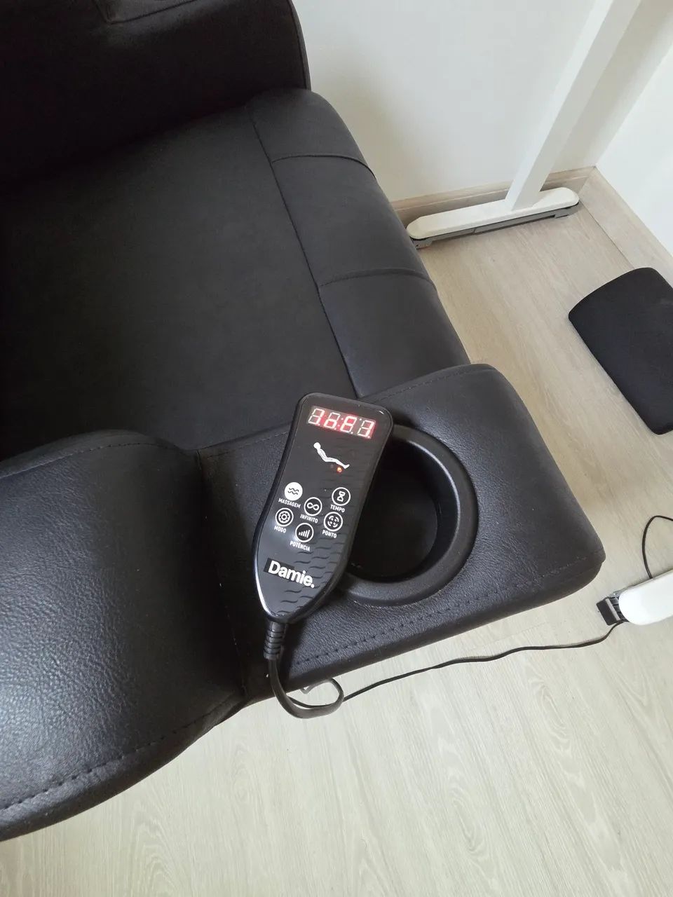 Poltrona Reclinável + Massagem + Motor de Encosto - Foto 5