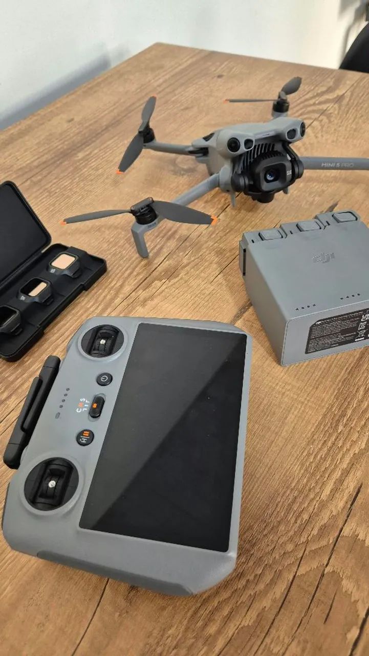 DJI Mini 5 pro, controle com tela e 3 baterias plus - Foto 4