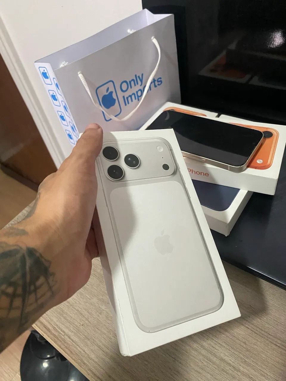 iPhone 17 pro Max 256 gb prata lacrado  - Foto 3