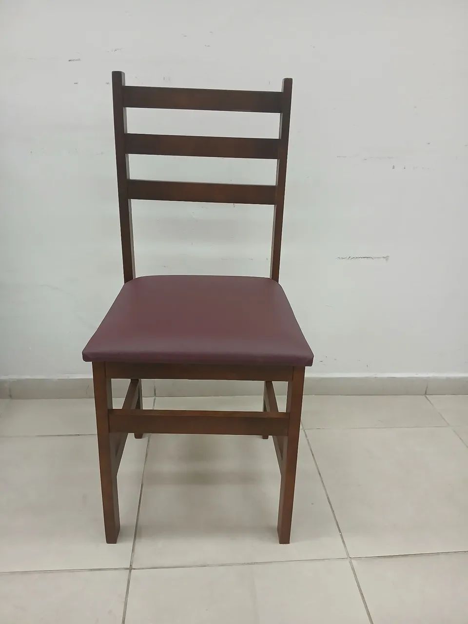 Cadeiras estofadas  - Foto 4