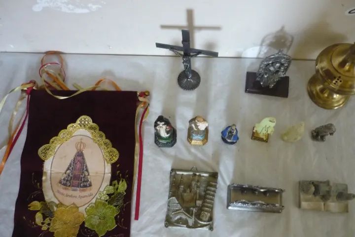 Artigos Religiosos Antigos Leia Campo Descrição Do Anúncio - Foto 5