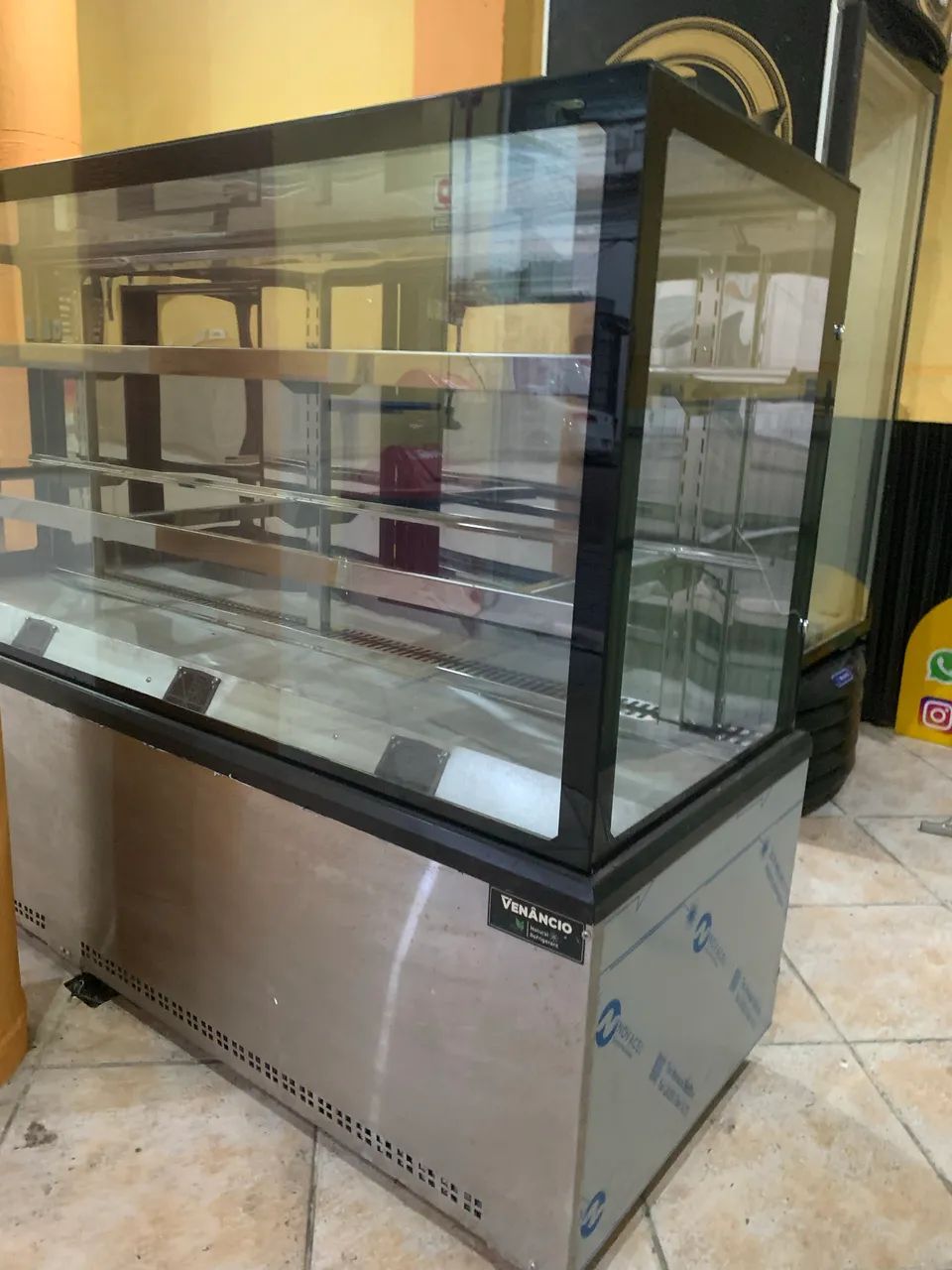 Balcão Refrigerado Venâncio 220v - 2 metros - Frio - 2 meses de uso - Foto 5