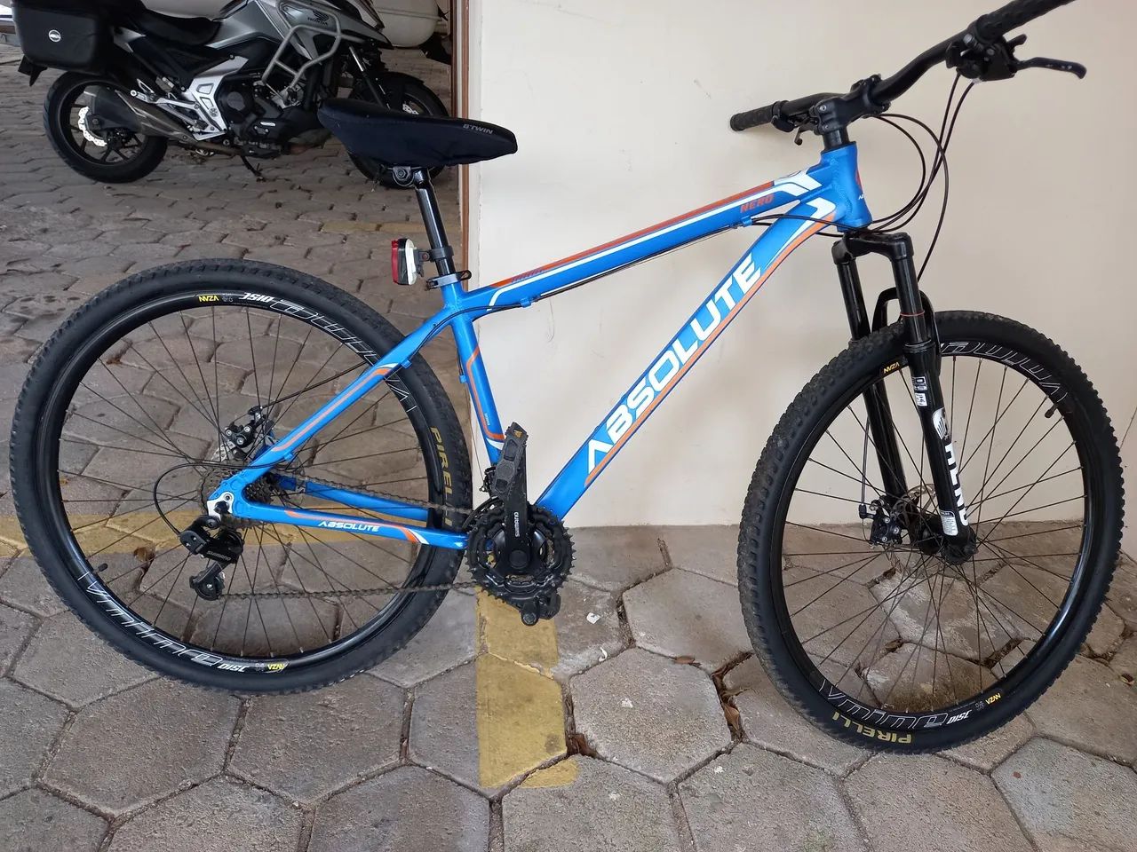 Bicicleta ABSOLUTE NERO Azul E Laranja aro 29 - Foto 5