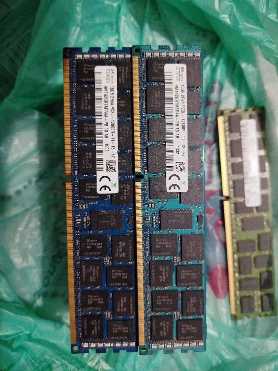 Memória RAM DDR3 16 GB SK hynix ECC  - Foto 2