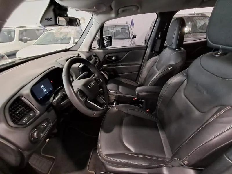 Jeep Renegade Longitude T270 1.3 Turbo 4x2 Aut., foto 5 de 10