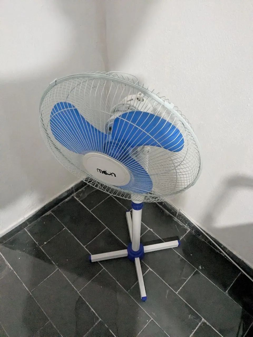 2 VENTILADORES DE PÉ - ÓTIMO ESTADO - Foto 4