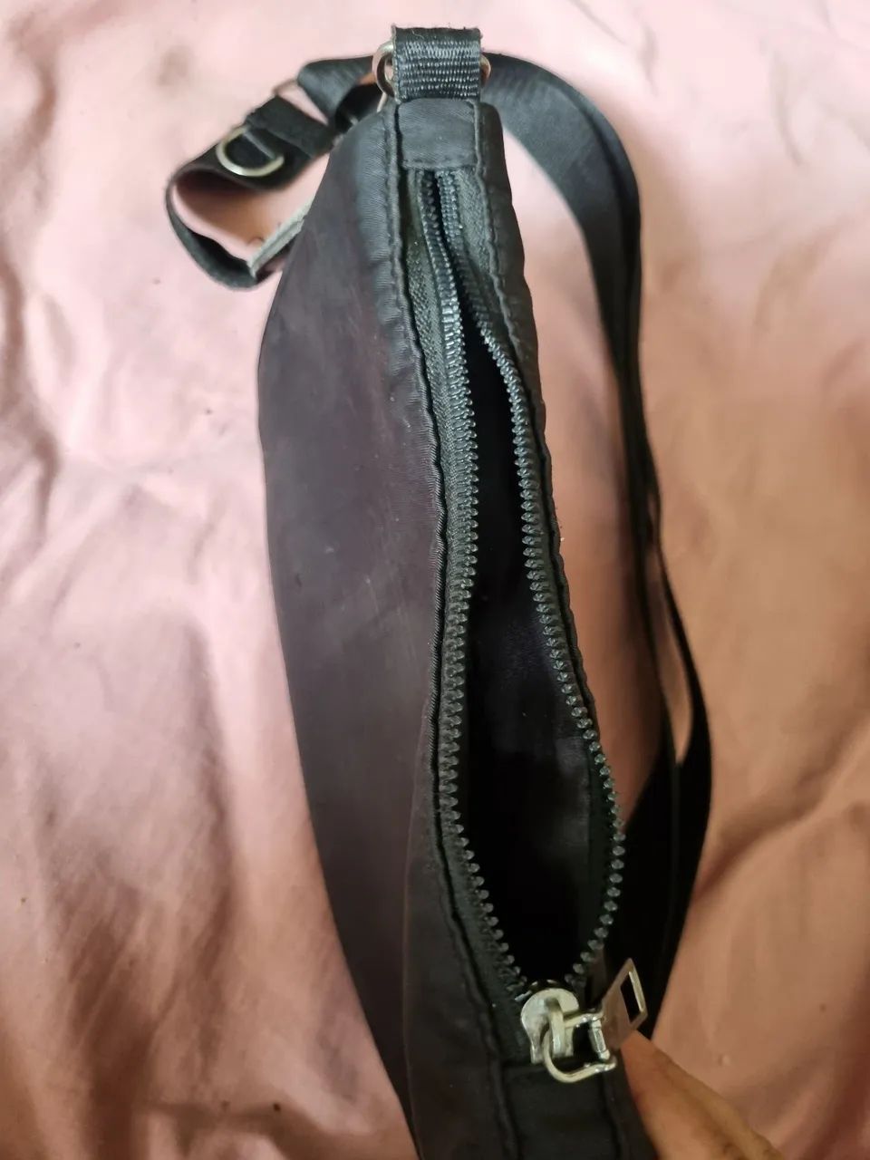 Bolsa de nylon preta  - Foto 4
