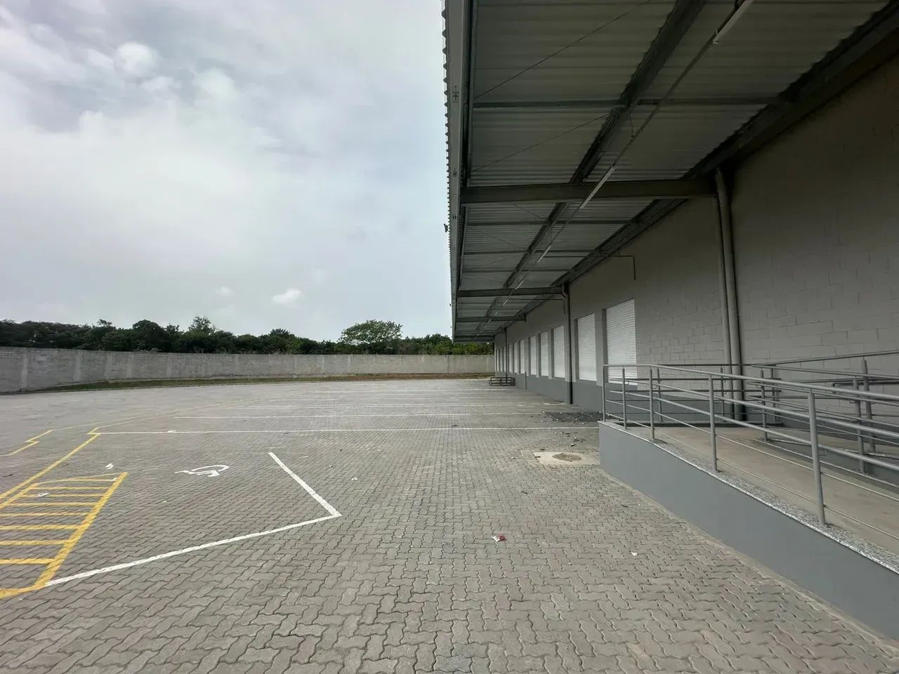 Galpão com área total de 4500m² no Civit II - Foto 9