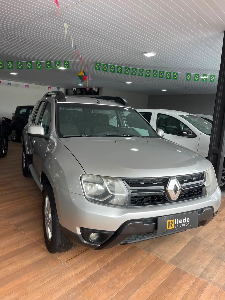 Renault Duster Expression 1.6 Hi-flex 16V Mec. 2016 - Foto 2