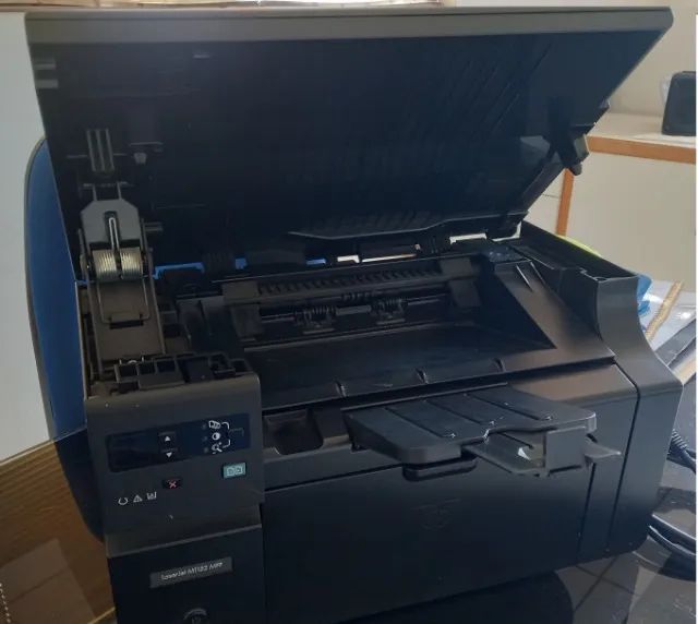Impressora Multifuncional Hp LaserJet M1130MFP - Foto 4