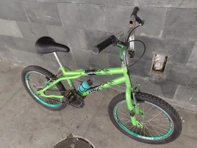 Bicicleta aro 20 pegar e andar