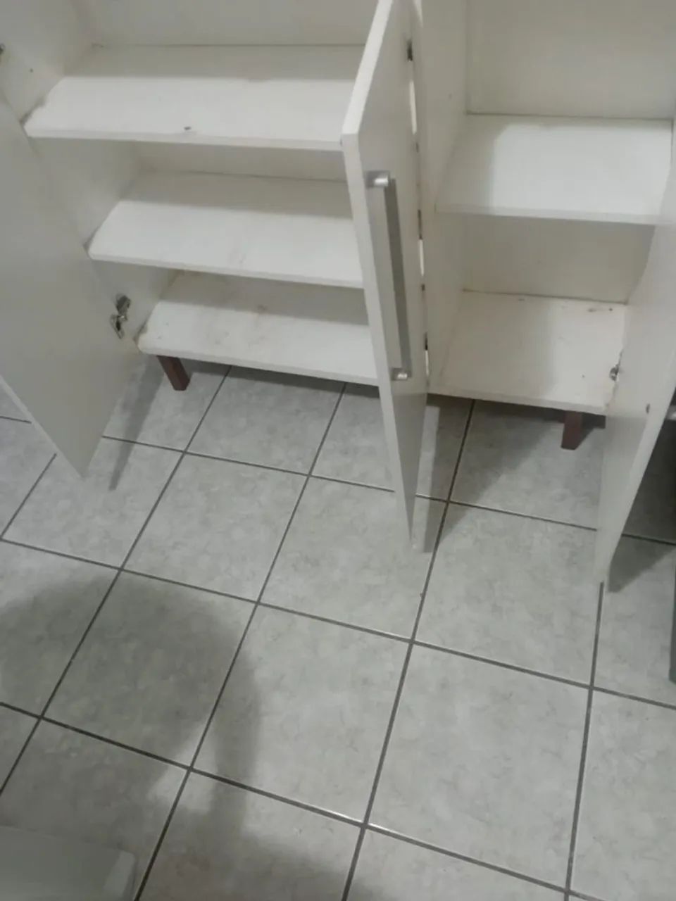 Armário com 3 portas  - Foto 2