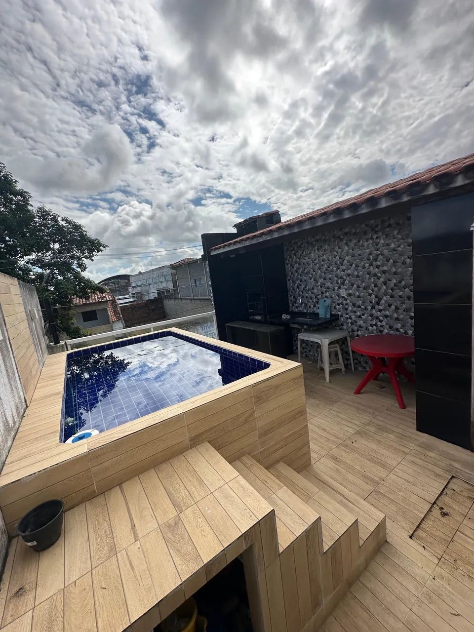 Casa duplex no bairro Santa Cruz 